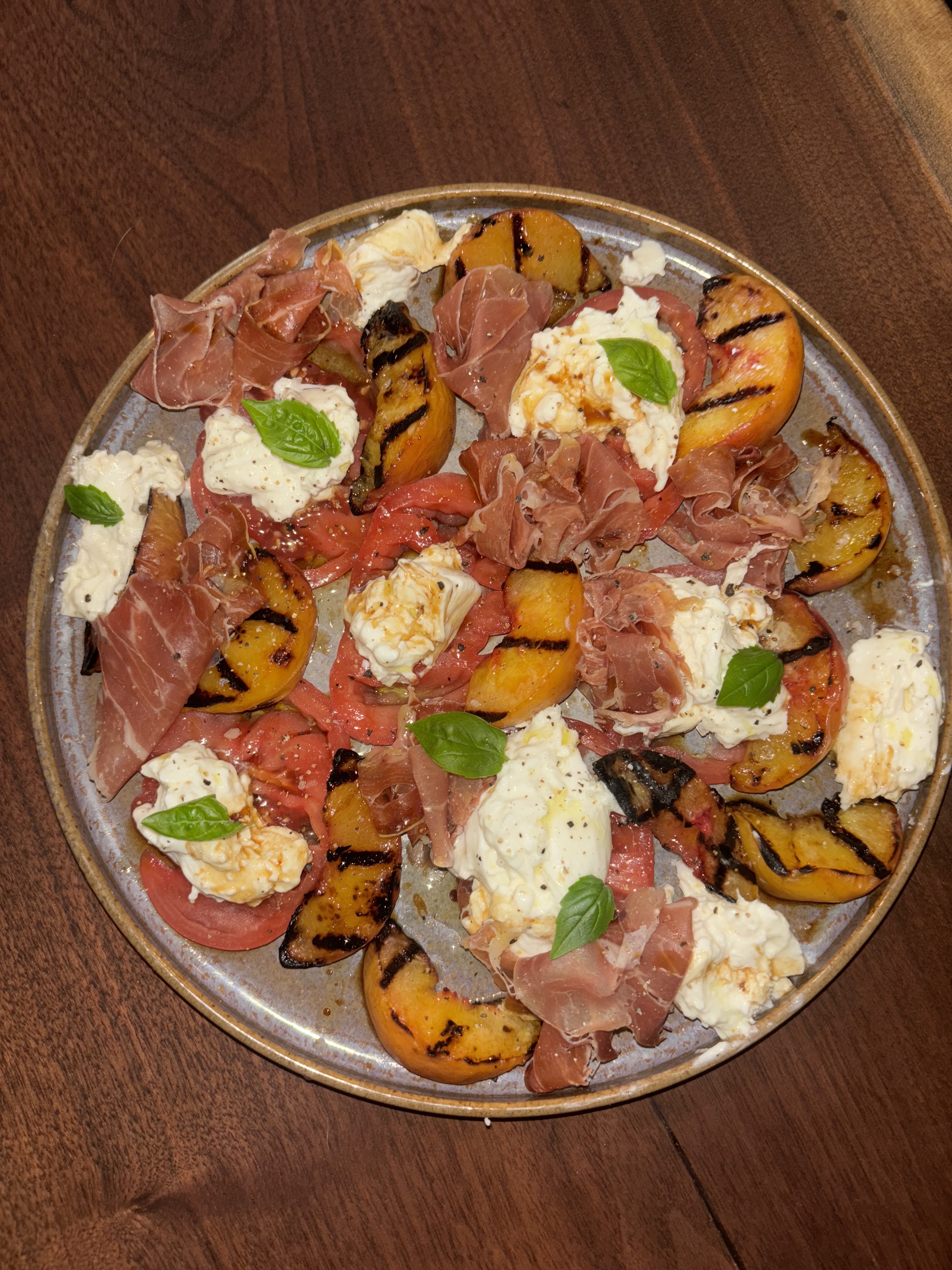 Grilled peach burrata Salad